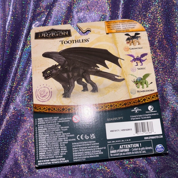 How To Train Your Dragon: Toothless - Picture 4 of 5